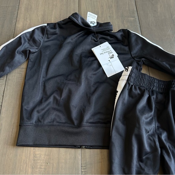 Nike Track Suit - Picture 5 of 6